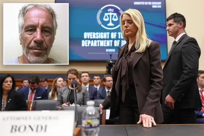 Hạ viện Mỹ triệu tập Bộ trưởng Tư pháp Pam Bondi về hồ sơ Jeffrey Epstein