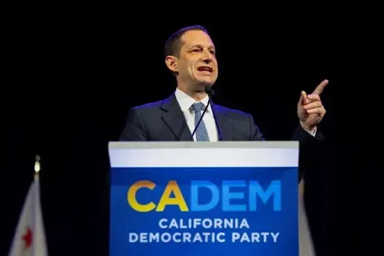 Nhóm bảo vệ Thị trưởng San Francisco bị tấn công, cảnh sát bị thương trong vụ xô xát