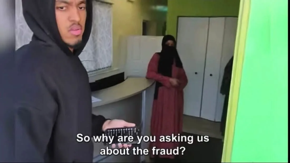 🚨 Nick Shirley phát hiện thêm một kẻ gian lận liên quan đến vụ lừa đảo “Trung tâm Tự kỷ” trị giá 6 triệu USD tại bang Minnesota.