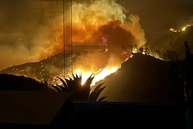 Tranh cãi tại Los Angeles khi dự án 398 căn hộ đề xuất xây trên khu vực nguy cơ cháy rừng cao